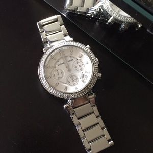 MK watch